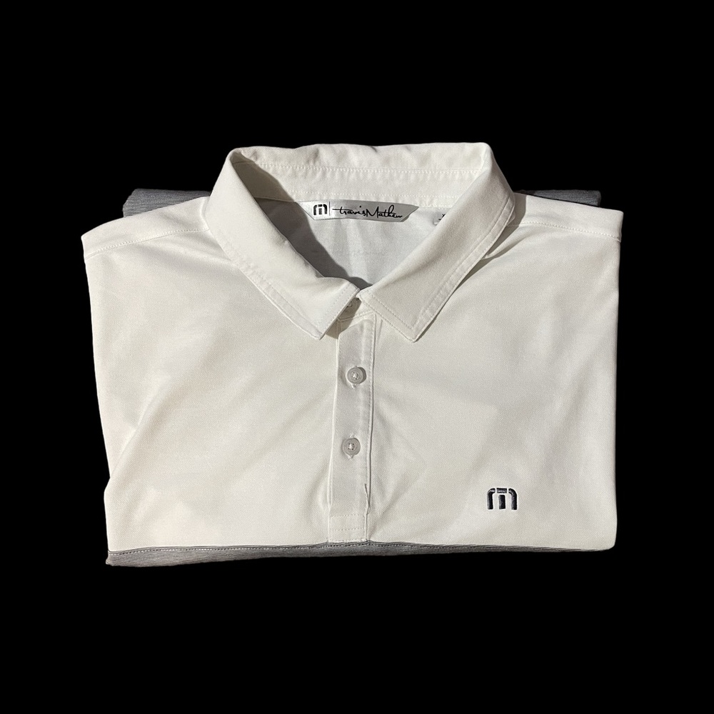 Travis Mathew golf polo like new pine canyon